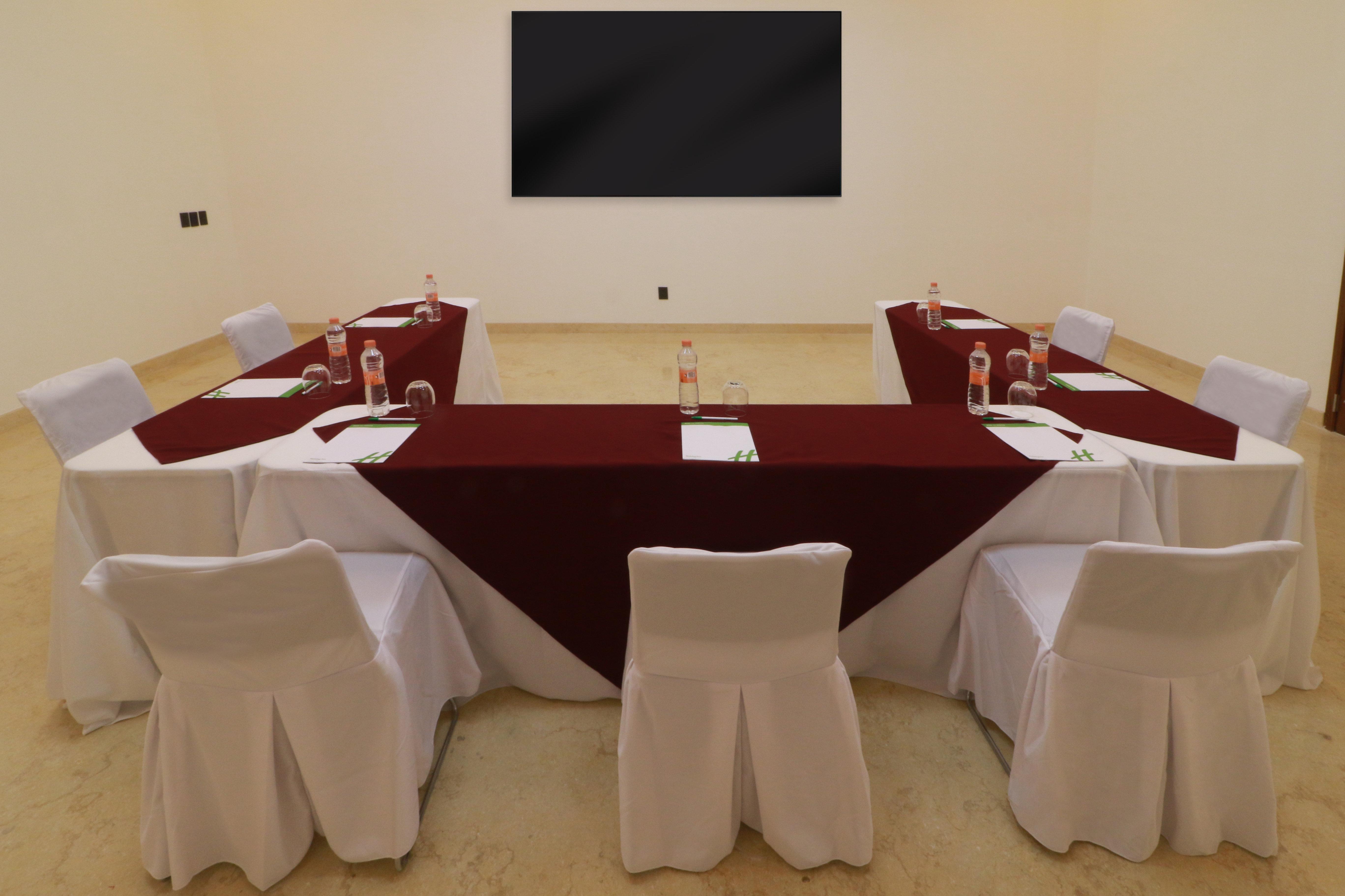 Holiday Inn & Suites - Puerto Vallarta Marina & Golf By Ihg Экстерьер фото