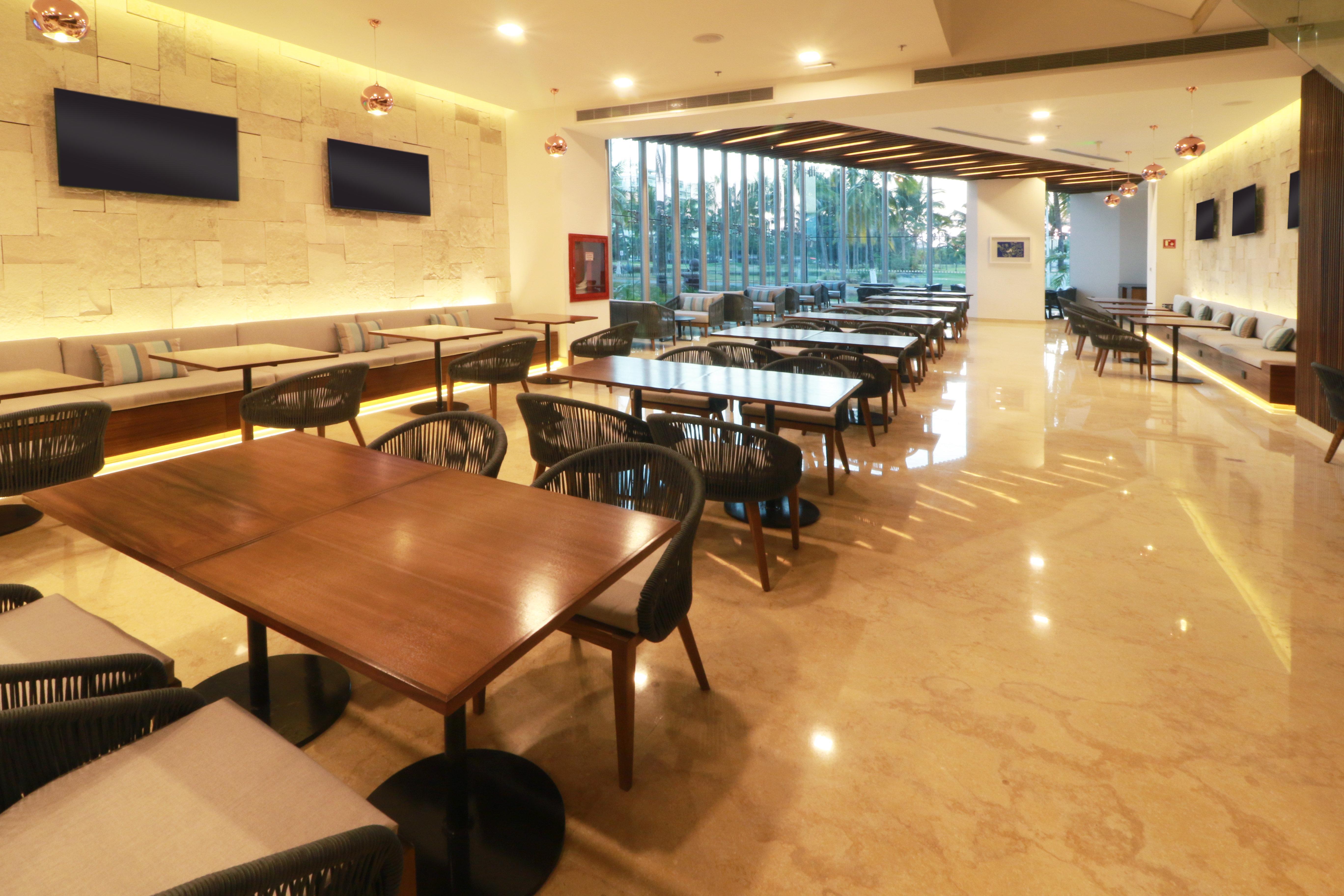 Holiday Inn & Suites - Puerto Vallarta Marina & Golf By Ihg Экстерьер фото