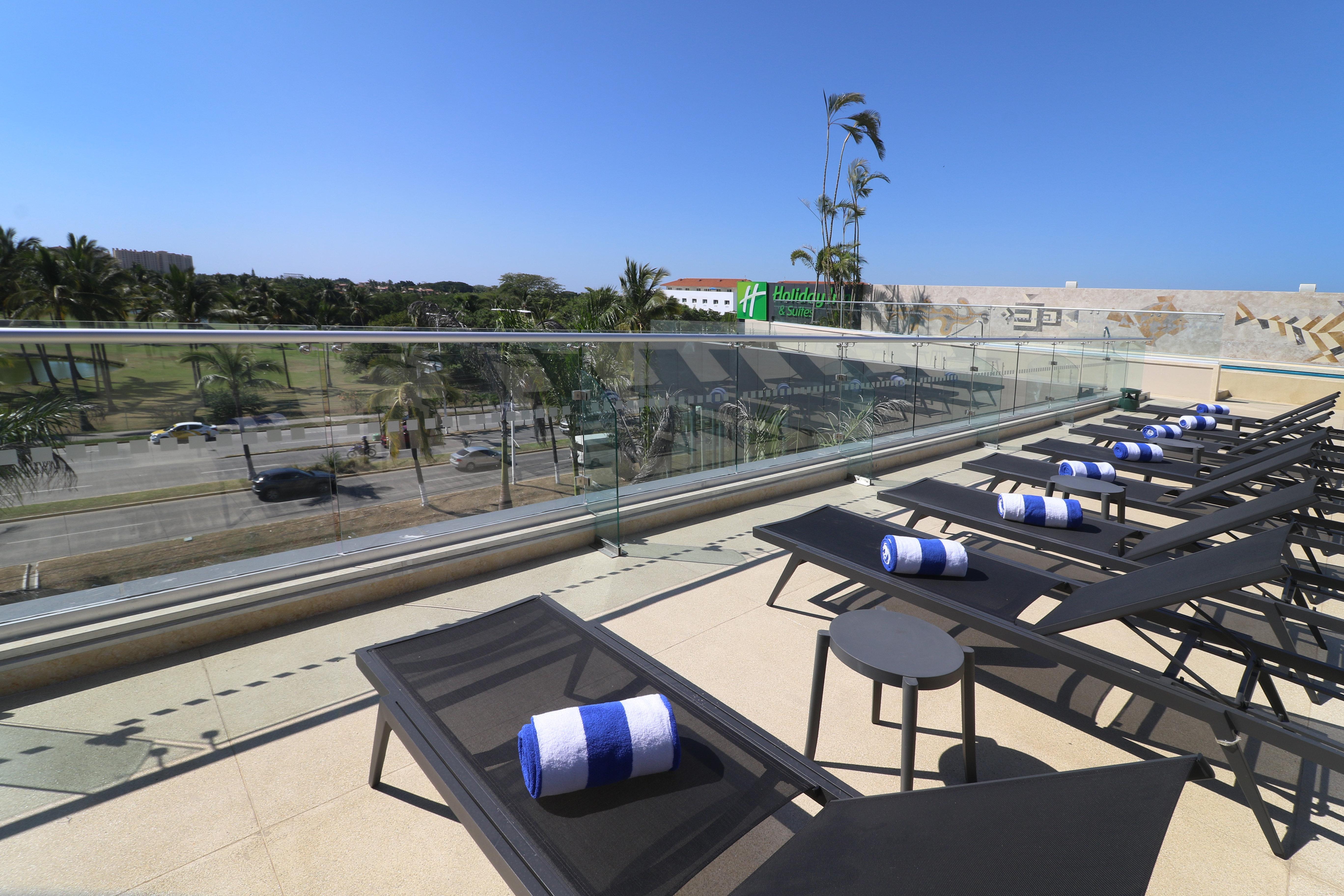 Holiday Inn & Suites - Puerto Vallarta Marina & Golf By Ihg Экстерьер фото